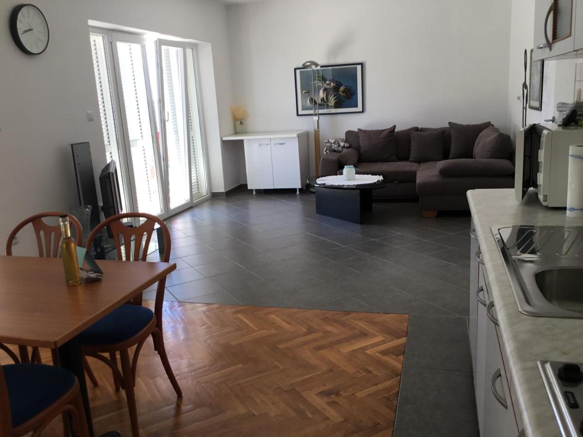 Apartments More Pirovac Extérieur photo